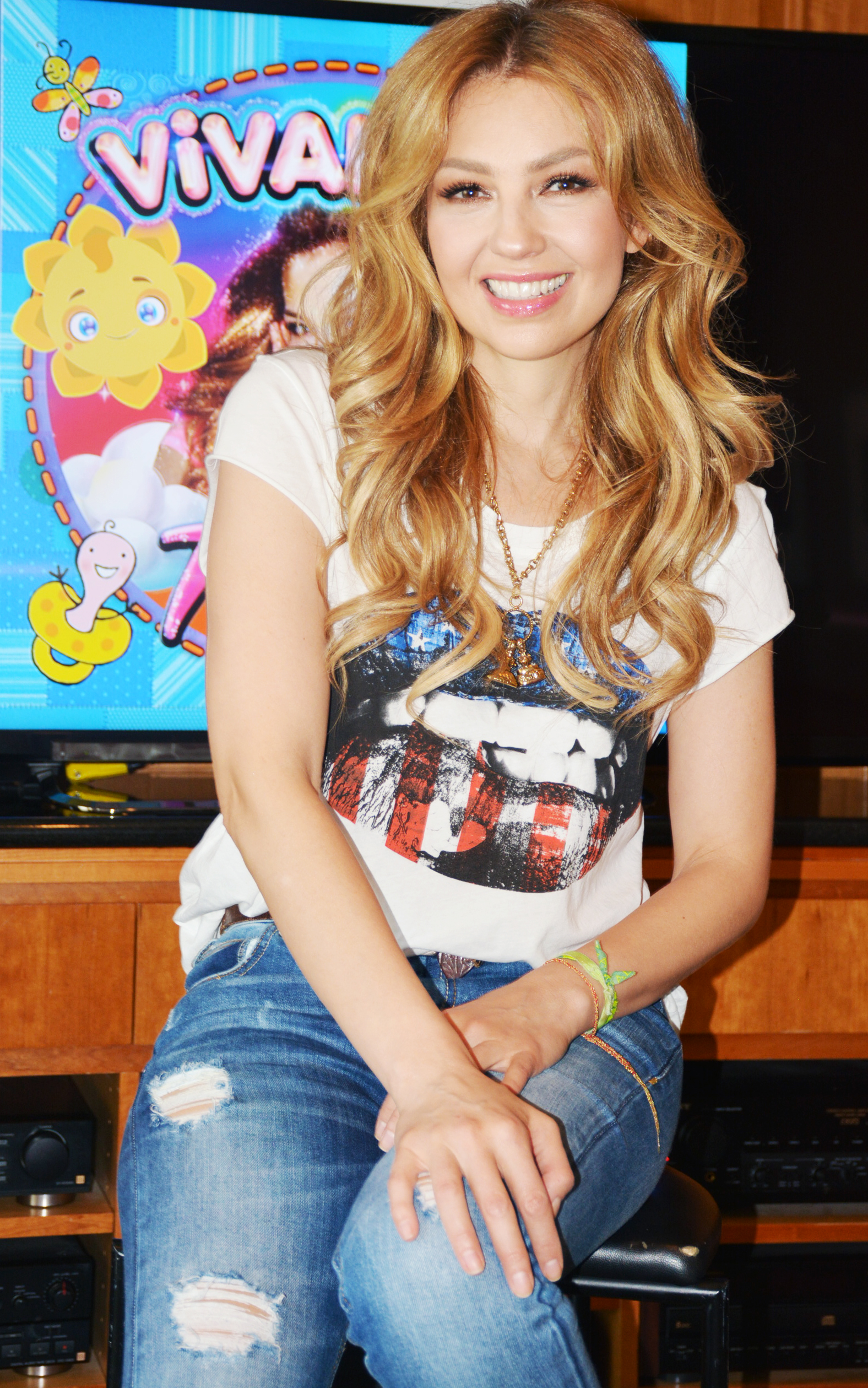 Thalia en NYC promocionando Viva Kids. - Mama BeautÃ©